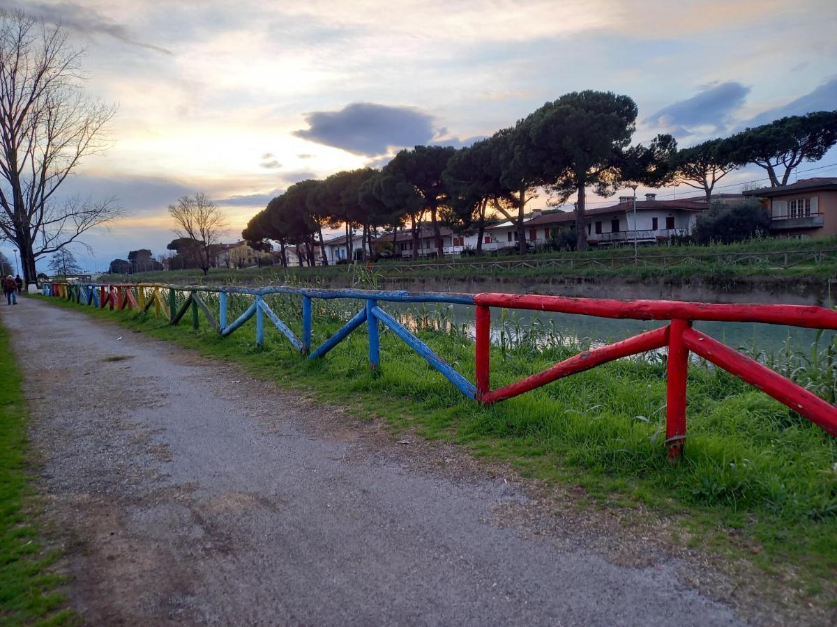 Bilocale Climatizzato A 850M Dalla Spiaggia Casa Katia Marina di Massa Kültér fotó